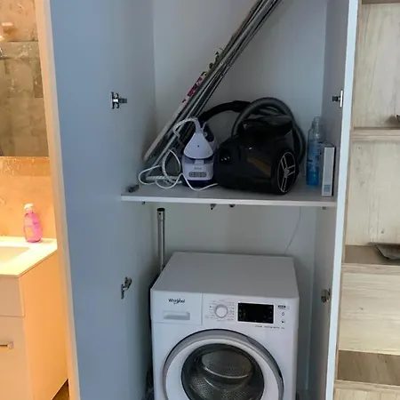 Vip Apartment's アパート